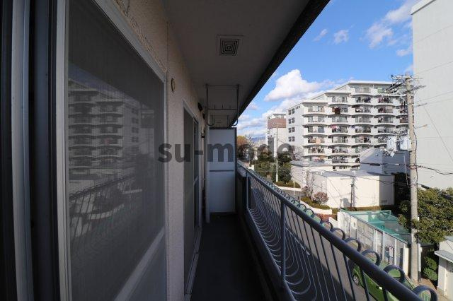 水尾グリーンハイツC棟のバルコニー