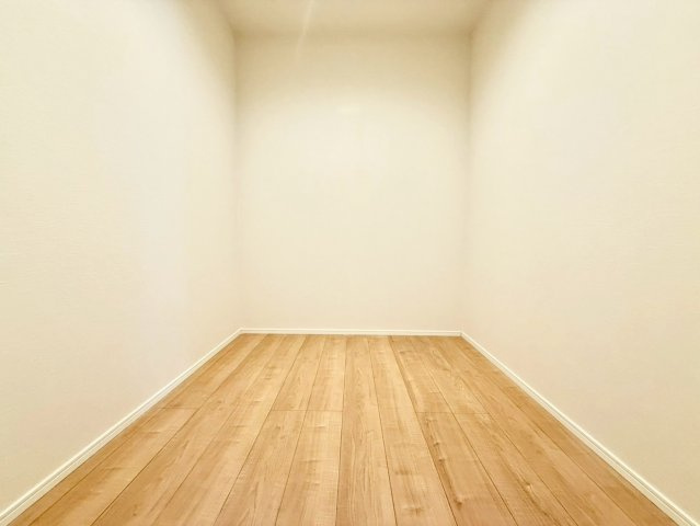 豊島区上池袋3丁目　新築戸建　残1棟の収納|洋服はもちろん、お子様との思い出もたっぷりとしまうことができるウォークインクローゼット付き！