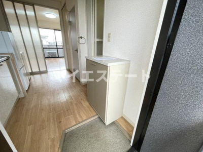 【玄関】 | メゾン北町 | 別部屋写真