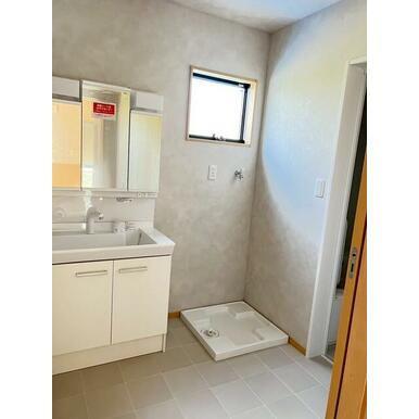 熊本市中央区黒髪２丁目のテラスの独立洗面台