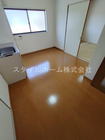サンハイム鈴木Ｂの居間・リビング