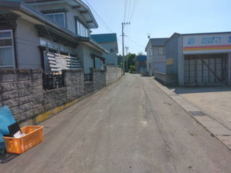 【前面道路含む現地写真】 | 合子沢松森店舗付き戸建