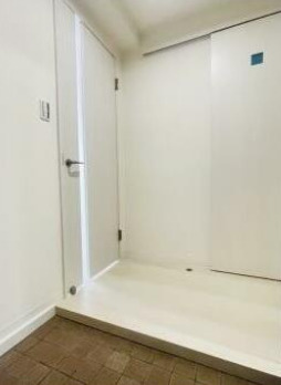 サーパス大博通りの玄関