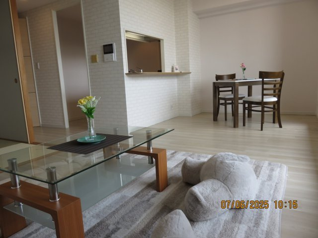 【居間・リビング】