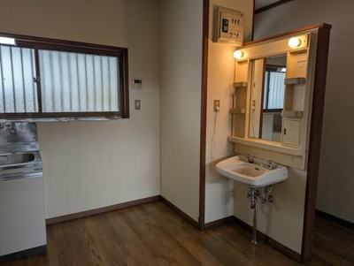 【洗面所】 | メグミハイツ
