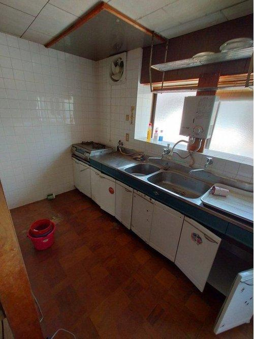 松の木町　中古戸建のキッチン|キッチン