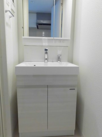 大阪市中央区松屋町住吉の賃貸マンションの洗面所