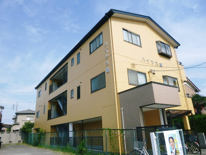 ハイツ入場の外観