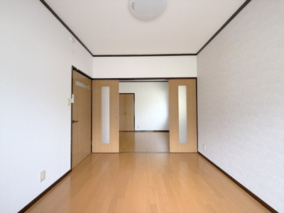 【洋室】 | 第一八木コーポ