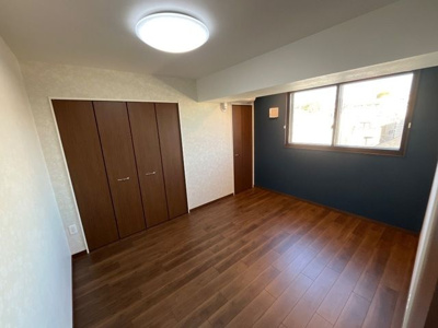 【寝室】 | Esquina（エスキーナ）