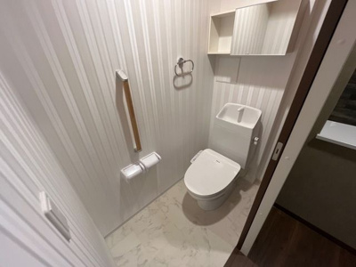 【トイレ】 | Esquina（エスキーナ）