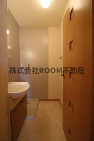 リーフレットエコー　Ⅲ号館の洗面所|スペースが確保できる洗面所です