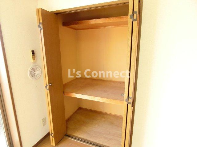 【収納】 | ＭＳＫコート | 段付き収納でお荷物もすっきりしまえます。