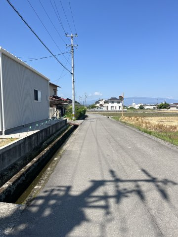 D&CP飯岡Ⅳ【1,780】土地68.36坪　建物29.20坪の前面道路含む現地写真