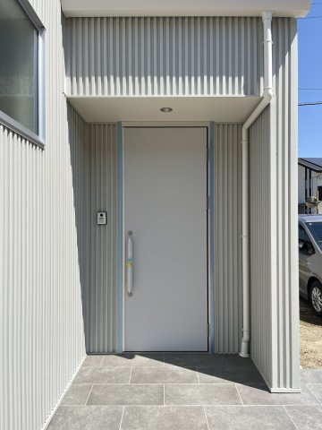 D&CP飯岡Ⅳ【2,080】土地68.36坪　建物29.20坪の玄関