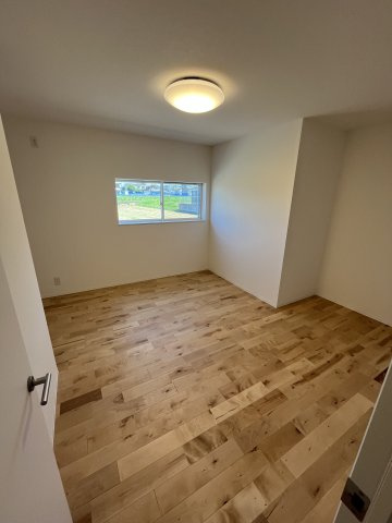 D&CP飯岡Ⅳ【2,080】土地68.36坪　建物29.20坪の洋室