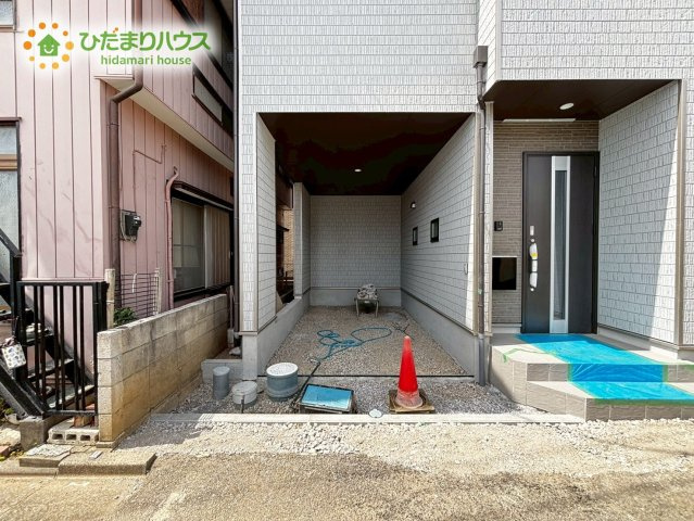 第2鴻巣本町　新築戸建　ハートフルタウンAの駐車場