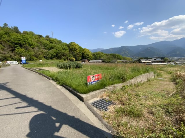 萩生