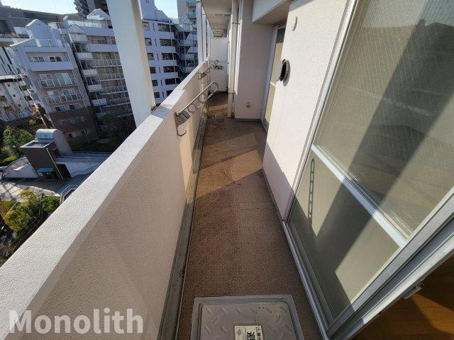 ソワール新檜尾台六号棟のバルコニー