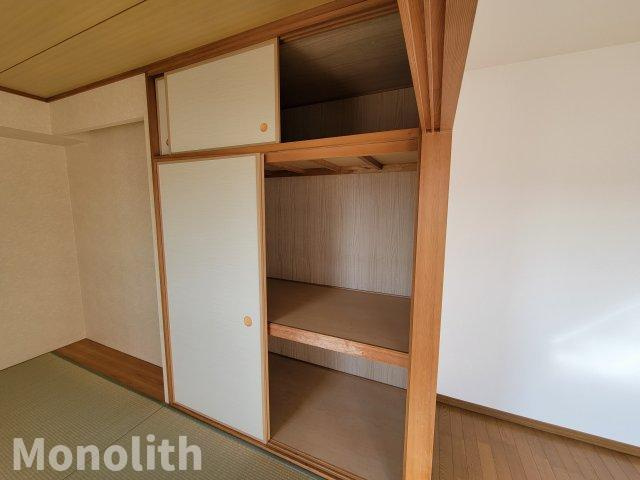 ソワール新檜尾台六号棟の収納