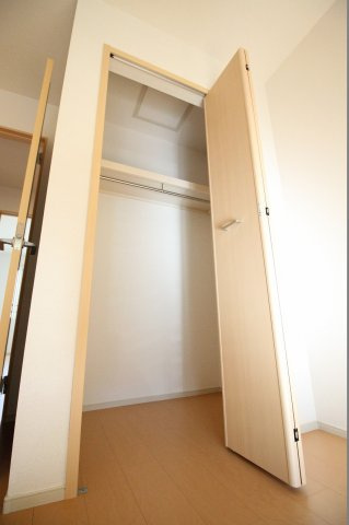 舞子坂ヒルズⅡの収納|※お部屋により仕様が異なる場合があります※