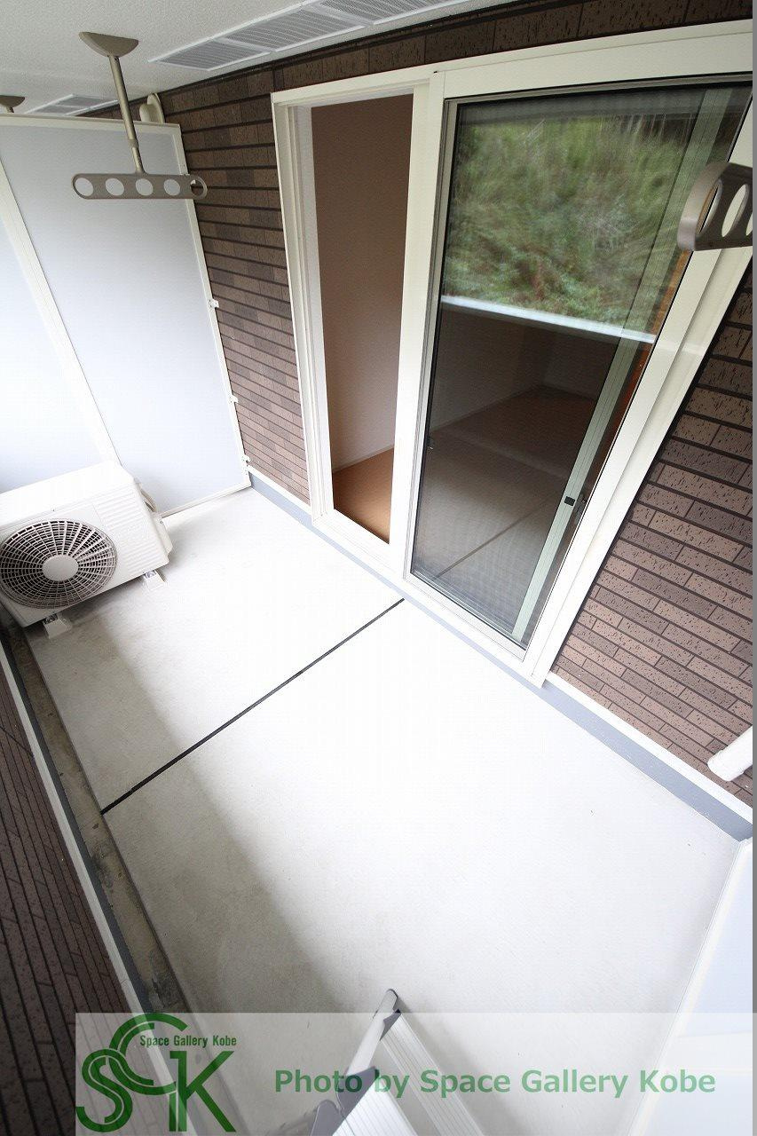 舞子坂ヒルズⅡのバルコニー|※お部屋により仕様が異なる場合があります※