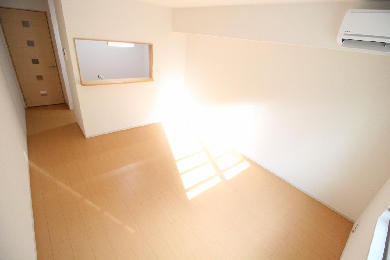 舞子坂ヒルズⅡの居間・リビング|※お部屋により仕様が異なる場合があります※