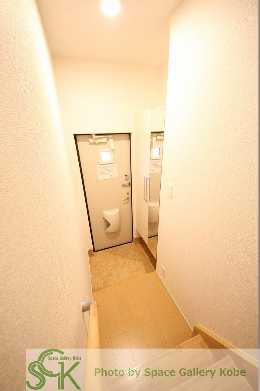 舞子坂ヒルズⅡの玄関|※お部屋により仕様が異なる場合があります※