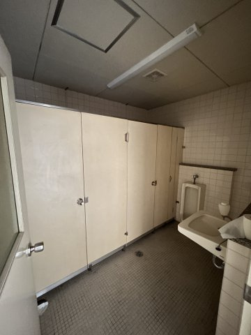 大沢建設　第7ビルのロビー