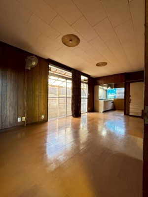 【居間・リビング】 | 和邇高城貸家　M邸