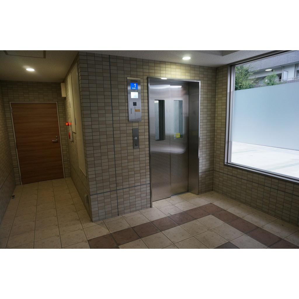 ルミエール・フジのその他|エレベーター