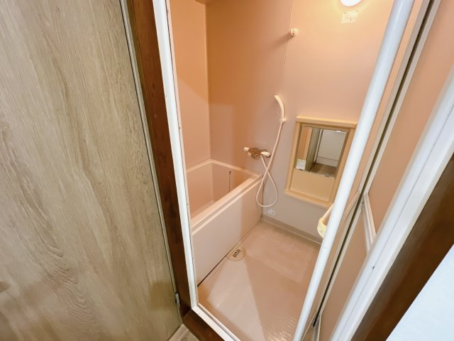 グレイスK.O.M　Iの浴室|別部屋同一間取りのお写真となります。