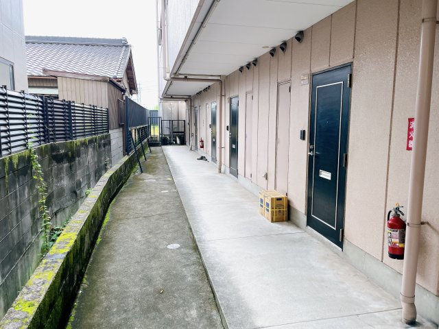グレイスK.O.M　Iの駐車場