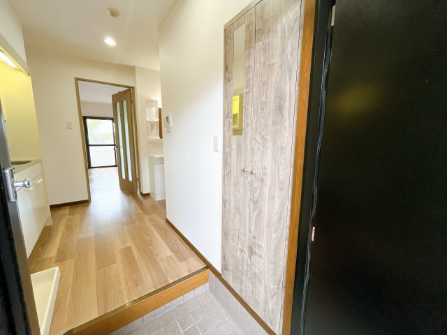 グレイスK.O.M　Iの内装|別部屋同一間取りのお写真となります。