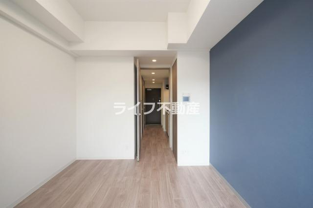 プレサンスＯＳＡＫＡ東成中本ハーヴィルの居間・リビング