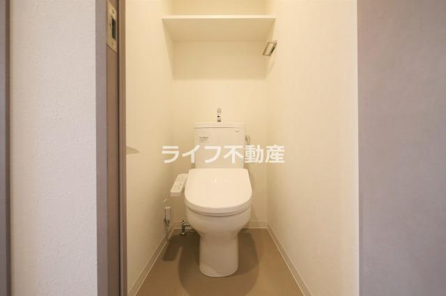 プレサンスＯＳＡＫＡ東成中本ハーヴィルのトイレ