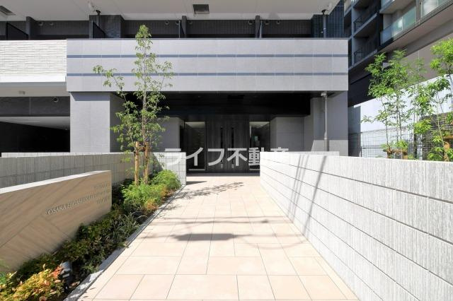プレサンスＯＳＡＫＡ東成中本ハーヴィルのエントランス|毎日通るエントランスはこのようになっています