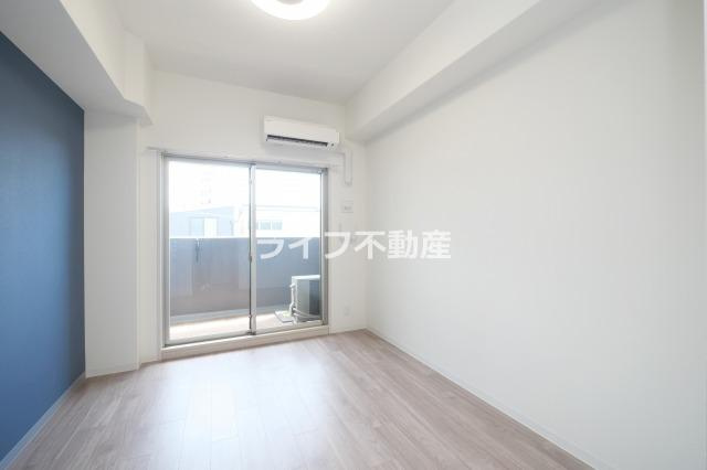 プレサンスＯＳＡＫＡ東成中本ハーヴィルの居間・リビング|使いやすいリビングです