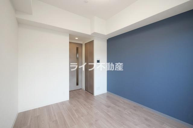 プレサンスＯＳＡＫＡ東成中本ハーヴィルの居間・リビング|ゆったり過ごせるリビングです