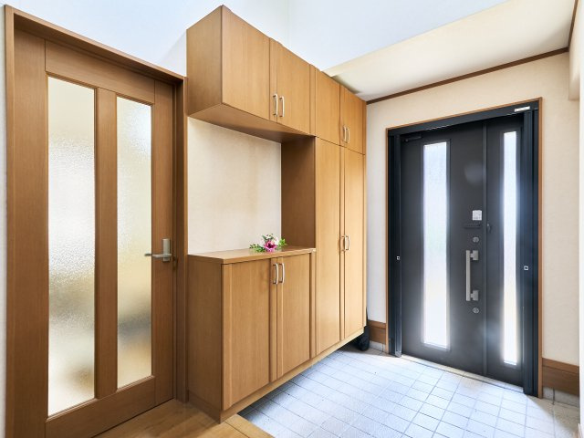 【玄関】 | 小牧市大字二重堀/中古住宅