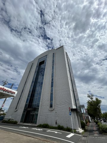 大沢建設　第7ビルの外観