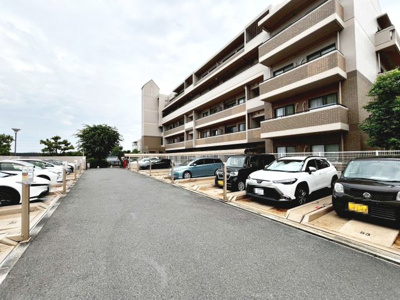 【駐車場】 | ガーデンコート和泉中央３号棟 | 【ペット飼育可能】大切なペットと暮らす癒やすの住まいに家族の笑顔も増えますね！