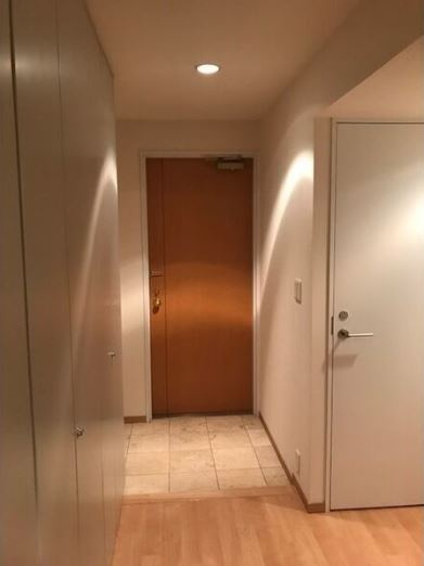 港区芝浦３丁目の賃貸マンションの玄関