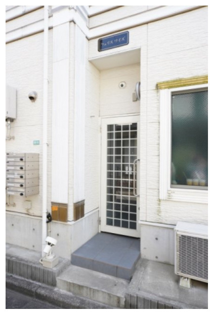 中野区若宮３丁目のアパートのエントランス