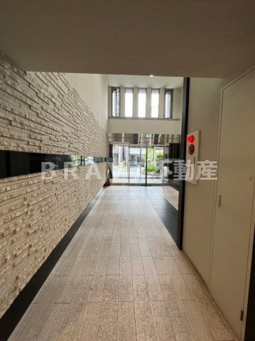 アドバンス大阪城アンジュ　BRAVI不動産のロビー|【アドバンス大阪城アンジュ】ロビーです