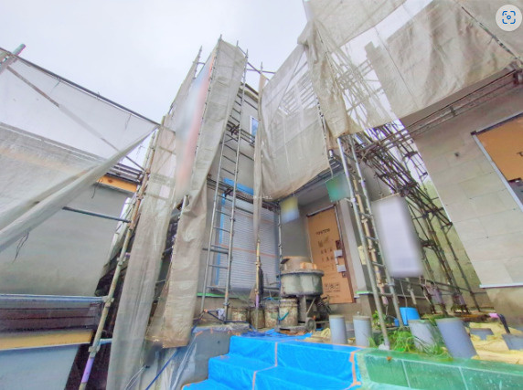 東永谷３丁目新築戸建の前面道路含む現地写真|建築中