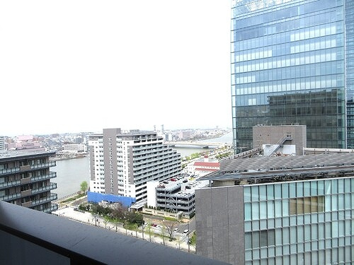 ザ・サーパスタワー新潟万代シティのその他|バルコニーからの眺望