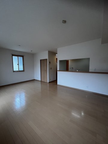 ヴィラ堂筋Cの居間・リビング|ゆったり過ごせるリビングです