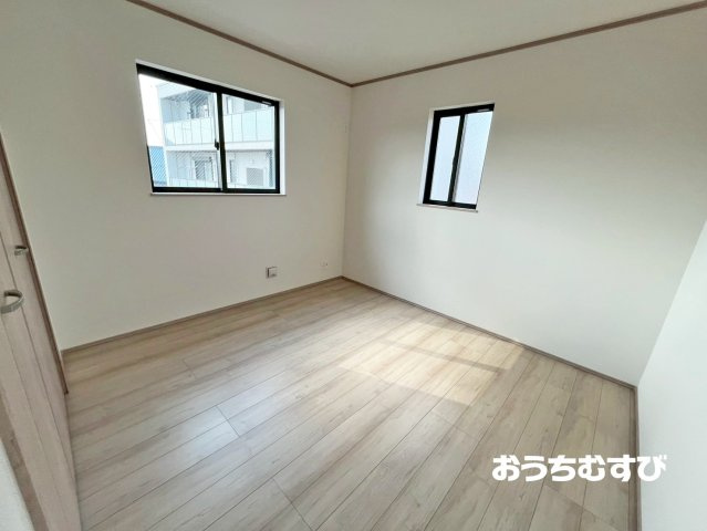 春日井市妙慶町2期(全3棟)の洋室