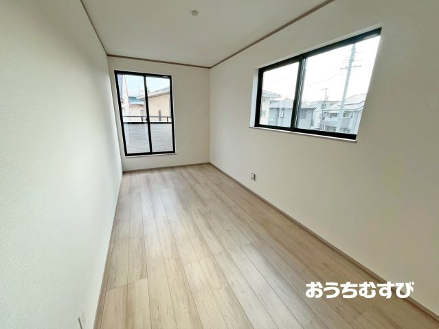 春日井市妙慶町2期(全3棟)の洋室